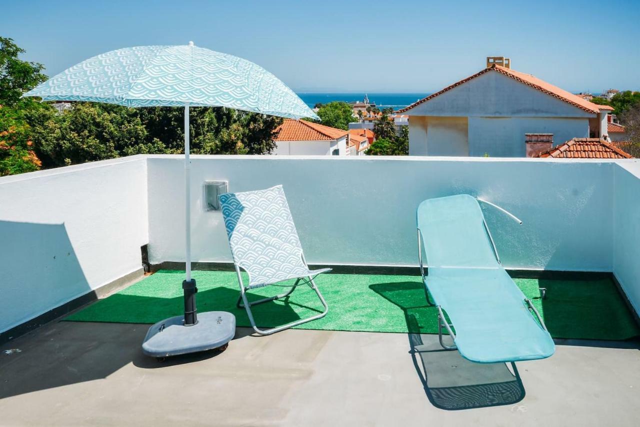 Appartement Amazing Seaview With Terrace - 5Min From The Beach à Cascais Extérieur photo