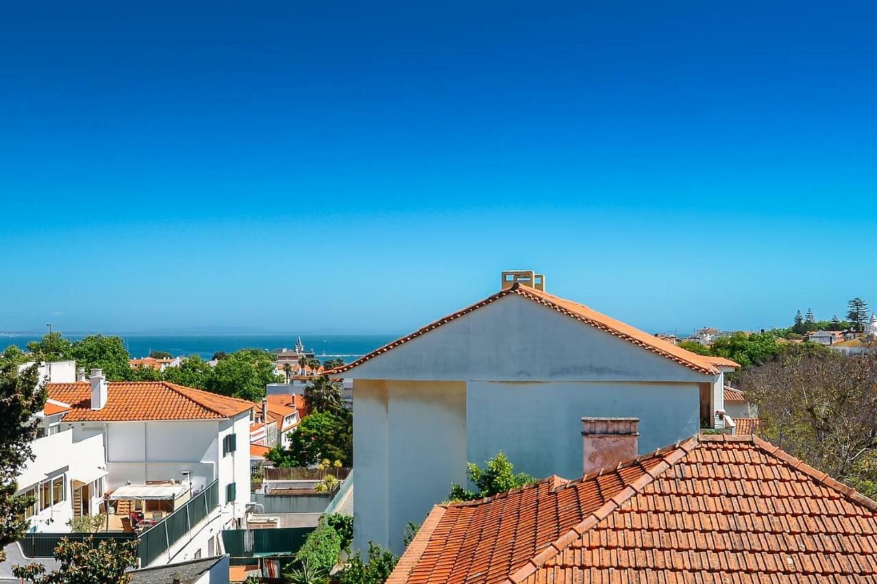 Appartement Amazing Seaview With Terrace - 5Min From The Beach à Cascais Extérieur photo